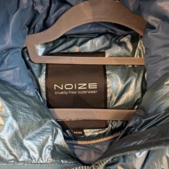 Keva-M Short Length Puffer - Picture 5 of 5